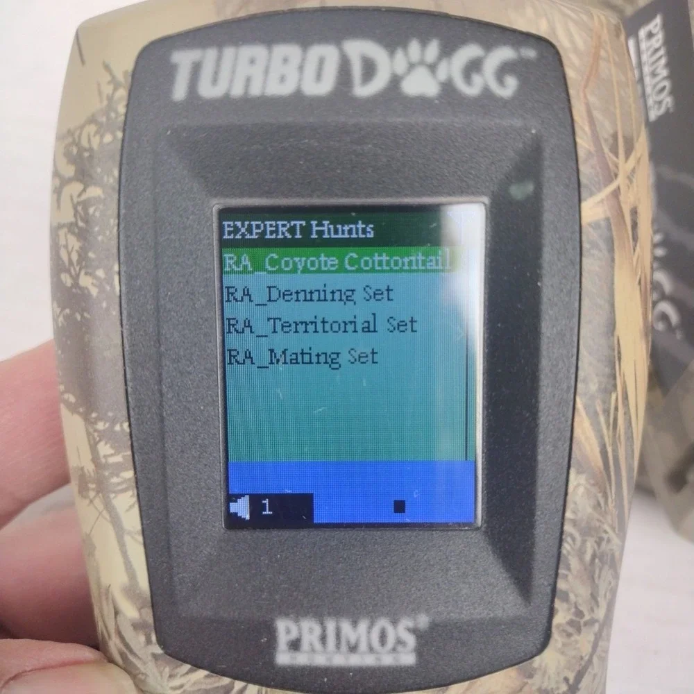 Primos Hunting 3755-S Turbo Dogg Predator Game Animal Call Camouflage Remote